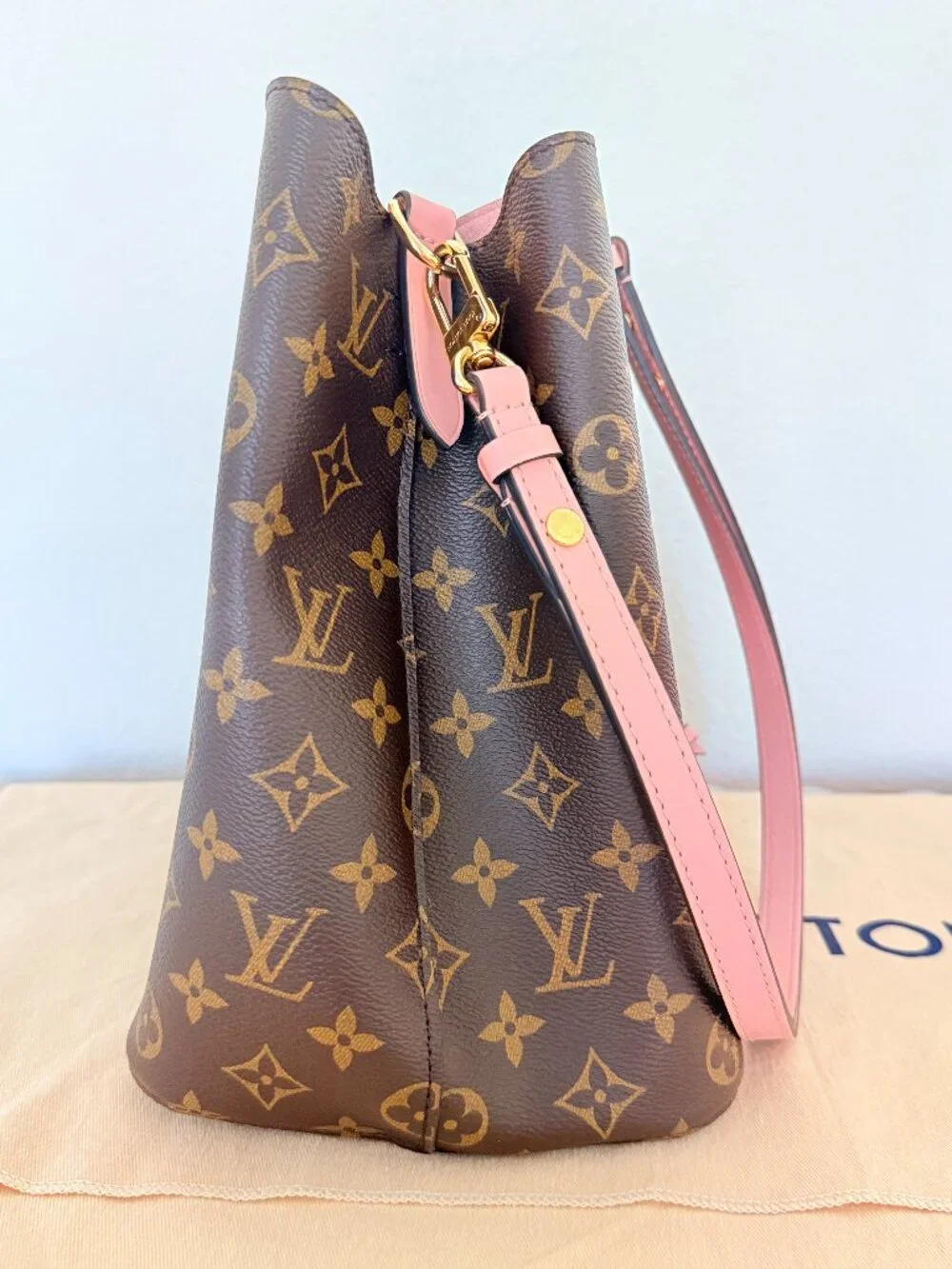 💯Authentic 🌹 Louis Vuitton 🌹 Monogram Neonoe MM Rose Poudre, M44022